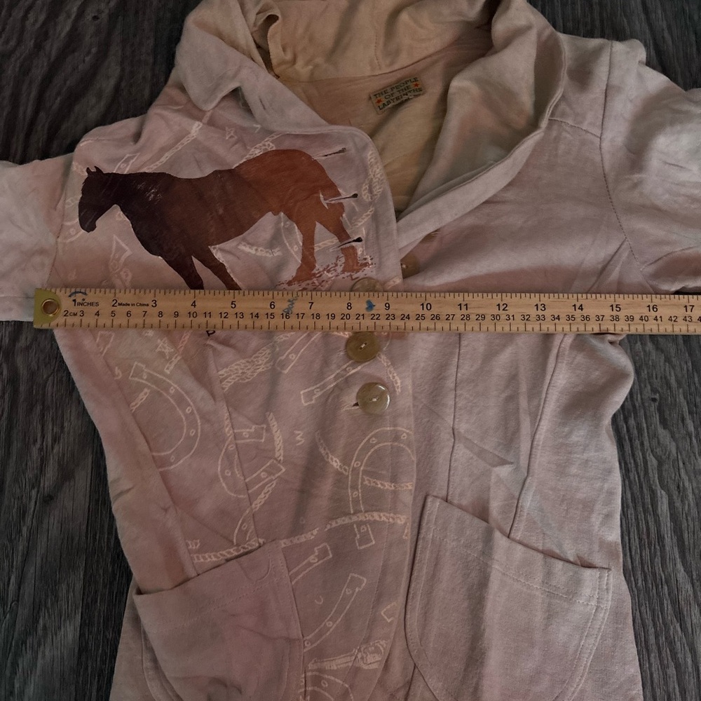 The People of the labyrinths Women's Cream Jacket with Horse Design - Picture 4 of 6
